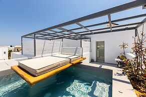 Parion Opus - Adults Only