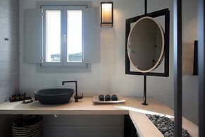 Parion Opus - Adults Only