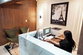 Paris Hotel by H Hotéis Business