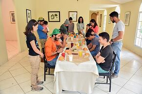 Uyuca Vista Family Villa