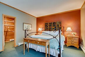 1-1220 Lionsridge Loop 3B