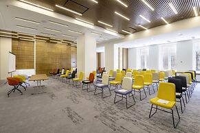 Holiday Inn Yerevan - Republic Square by IHG