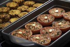 Holiday Inn Yerevan - Republic Square by IHG