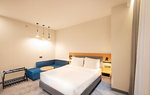 Holiday Inn Yerevan - Republic Square by IHG