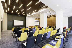 Holiday Inn Yerevan - Republic Square by IHG
