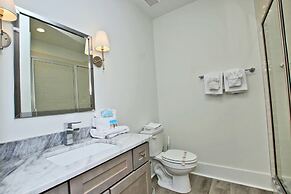 West Side Cottages B