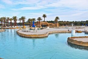 The Wharf 902 by Youngs Suncoast