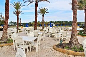 The Wharf 521 by Youngs Suncoast