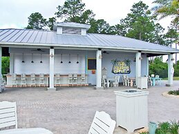 The Wharf 521 by Youngs Suncoast