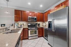 The Wharf 521 by Youngs Suncoast