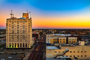 Hilton Garden Inn Flint Downtown