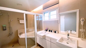 Isaalice Slip and Slide B&B