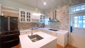 Isaalice Slip and Slide B&B