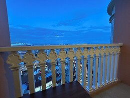 Fantastic Step to the Venice