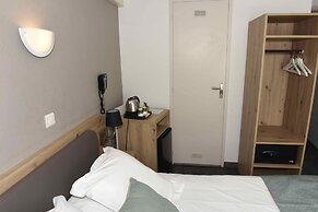 Azur Hotel