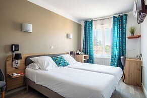 Azur Hotel