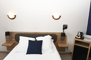 Azur Hotel