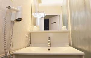 Azur Hotel