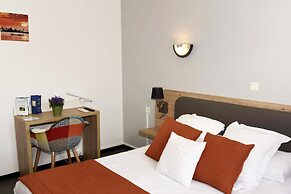 Azur Hotel