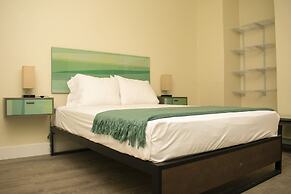 Inn at Tamarind Court