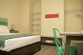 Inn at Tamarind Court