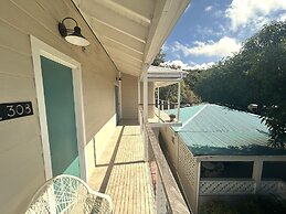 Inn at Tamarind Court