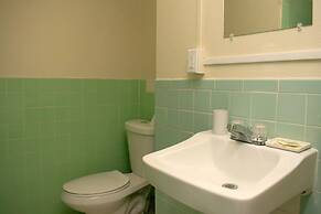 Inn at Tamarind Court