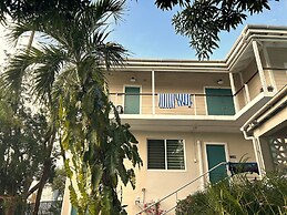 Inn at Tamarind Court
