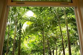 Inn at Tamarind Court