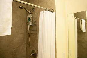 Inn at Tamarind Court