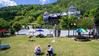 Muju Cherish Pension