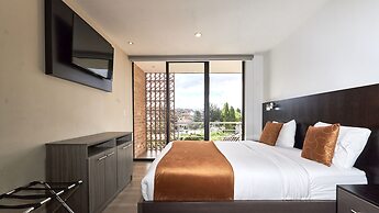 Venue Batán Hotel & Suites