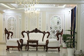 Ark Hotel