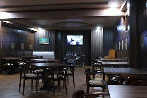 Ark Hotel