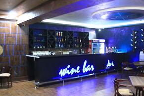 Ark Hotel