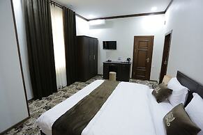 Ark Hotel