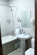 Ark Hotel