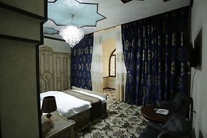 Ark Hotel