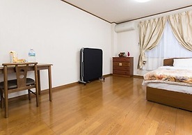 Centrally Located Deluxe Furnished.1