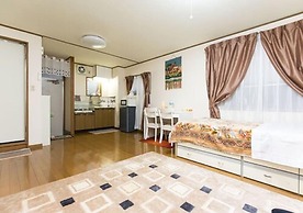 Centrally Located Deluxe Furnished.3