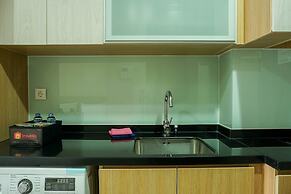 Tranquil and Well Appointed Studio Apartment at Menteng Park