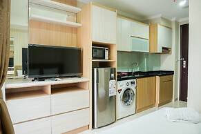 Tranquil and Well Appointed Studio Apartment at Menteng Park