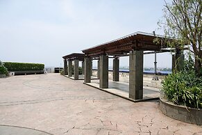 Comfortable and Homey 1BR Apartment at Ancol Mansion