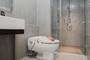 Comfortable Studio Room at Capitol Suites Apartment