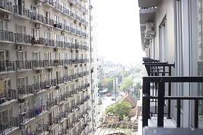 Stylish Studio Room Grand Asia Afrika Apartment