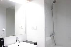 Brand New Studio Beverly Dago Apartment near ITB