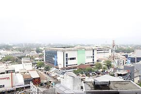 Strategic Studio at Green Kosambi Bandung Apartment