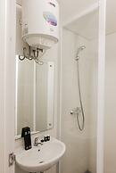 Luxurious and Convenient 2BR 19 Avenue Apartment