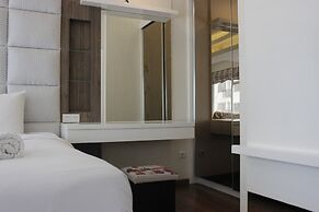 Modern & Spacious Studio at The Jarrdin Cihampelas Apartment