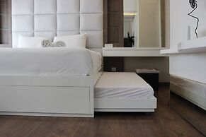 Modern & Spacious Studio at The Jarrdin Cihampelas Apartment